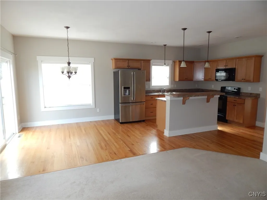 8176 Whitman Way, Clay, New York 13090, Clay, New York 13090, 3 Bedrooms Bedrooms, 15 Rooms Rooms,2 BathroomsBathrooms,Residential Lease,For Rent,8176 Whitman Way, Clay, New York 13090,S1622868
