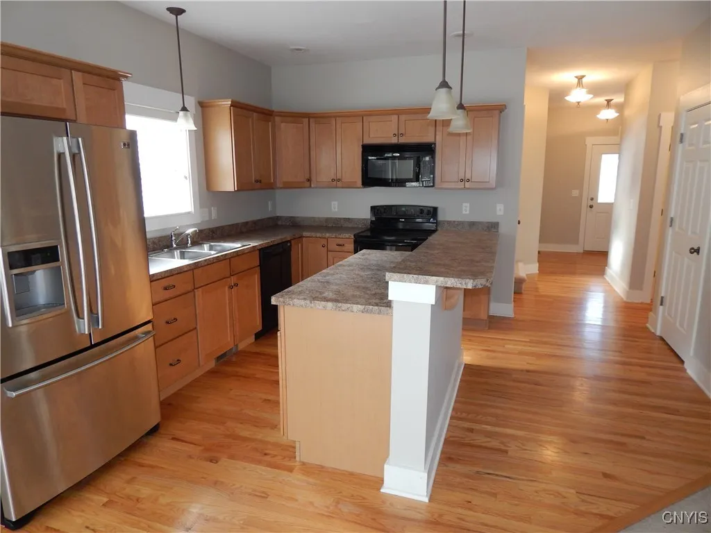 8176 Whitman Way, Clay, New York 13090, Clay, New York 13090, 3 Bedrooms Bedrooms, 15 Rooms Rooms,2 BathroomsBathrooms,Residential Lease,For Rent,8176 Whitman Way, Clay, New York 13090,S1622868