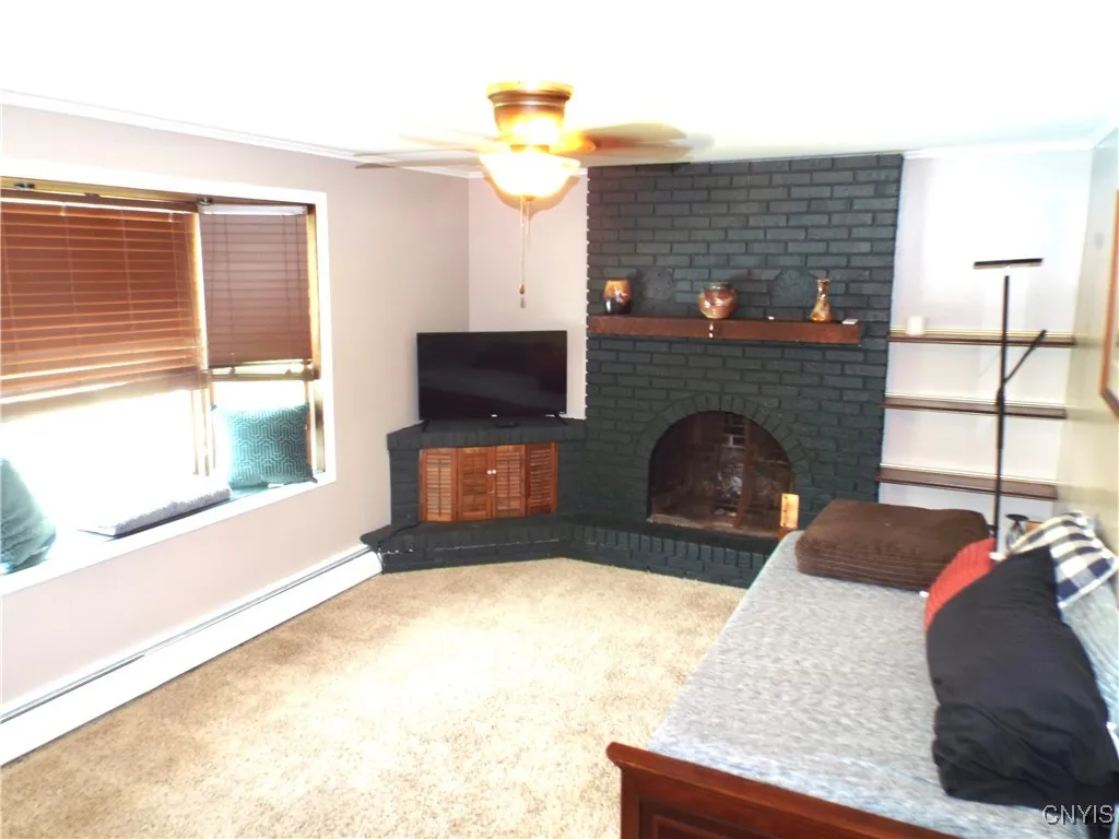 120 Brookview Lane, Salina, New York 13088, Salina, New York 13088, 3 Bedrooms Bedrooms, 7 Rooms Rooms,1 BathroomBathrooms,Residential,For Sale,120 Brookview Lane, Salina, New York 13088,0,S1622886