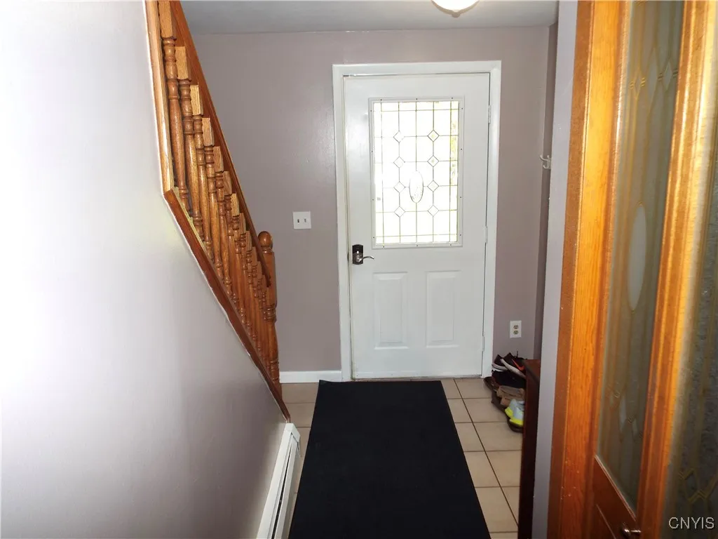 120 Brookview Lane, Salina, New York 13088, Salina, New York 13088, 3 Bedrooms Bedrooms, 7 Rooms Rooms,1 BathroomBathrooms,Residential,For Sale,120 Brookview Lane, Salina, New York 13088,0,S1622886