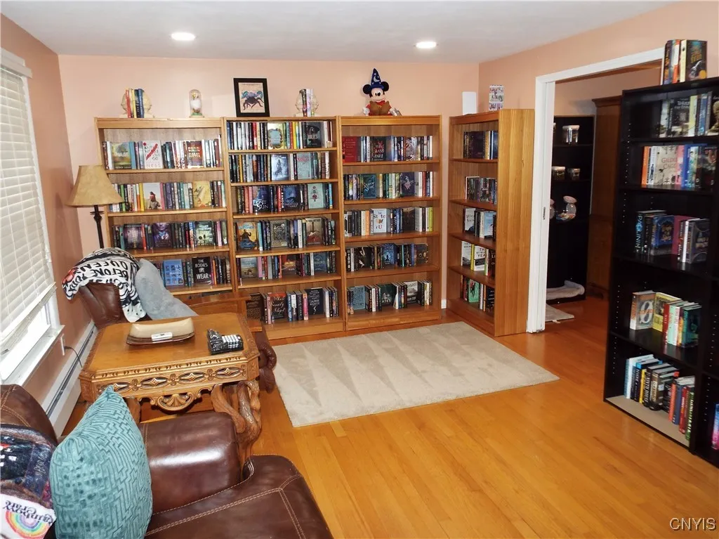 120 Brookview Lane, Salina, New York 13088, Salina, New York 13088, 3 Bedrooms Bedrooms, 7 Rooms Rooms,1 BathroomBathrooms,Residential,For Sale,120 Brookview Lane, Salina, New York 13088,0,S1622886