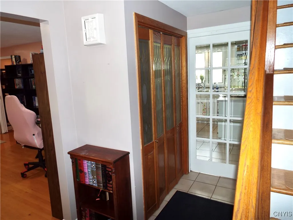 120 Brookview Lane, Salina, New York 13088, Salina, New York 13088, 3 Bedrooms Bedrooms, 7 Rooms Rooms,1 BathroomBathrooms,Residential,For Sale,120 Brookview Lane, Salina, New York 13088,0,S1622886