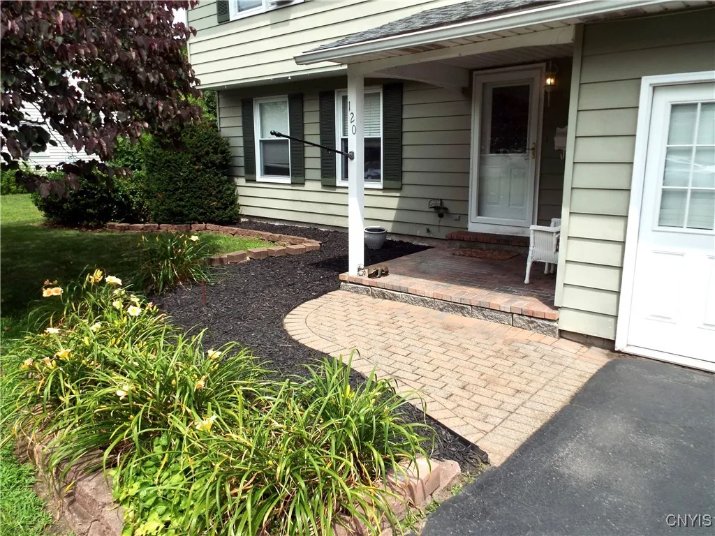 120 Brookview Lane, Salina, New York 13088, Salina, New York 13088, 3 Bedrooms Bedrooms, 7 Rooms Rooms,1 BathroomBathrooms,Residential,For Sale,120 Brookview Lane, Salina, New York 13088,0,S1622886