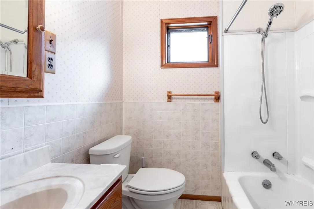 128 Armin Place, Buffalo, New York 14210, Buffalo, New York 14210, 6 Bedrooms Bedrooms, ,2 BathroomsBathrooms,Residential,Closed,128 Armin Place, Buffalo, New York 14210,0,B1622433 128 Armin Place, Buffalo, New York 14210, Buffalo, New York 14210, 6 Bedrooms Bedrooms, ,2 BathroomsBathrooms,Residential,Closed,128 Armin Place, Buffalo, New York 14210,0,B1622433