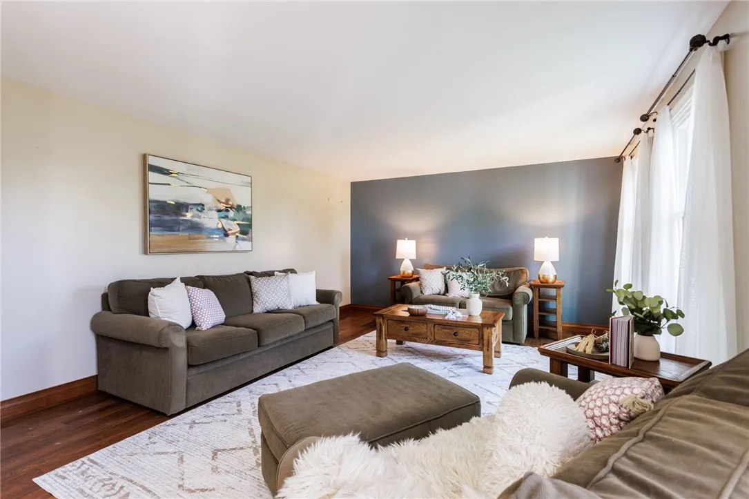 26 Kilkenny Ct, Perinton, New York 14450, Perinton, New York 14450, 4 Bedrooms Bedrooms, 10 Rooms Rooms,2 BathroomsBathrooms,Residential,Closed,26 Kilkenny Ct, Perinton, New York 14450,0,R1623629