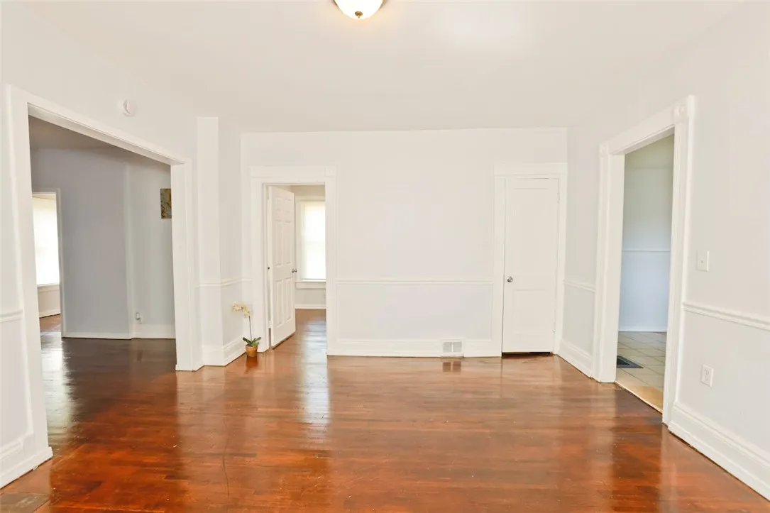 32 Van Stallen Street, Rochester, New York 14621, Rochester, New York 14621, 5 Bedrooms Bedrooms, 8 Rooms Rooms,1 BathroomBathrooms,Residential,Closed,32 Van Stallen Street, Rochester, New York 14621,0,R1623468