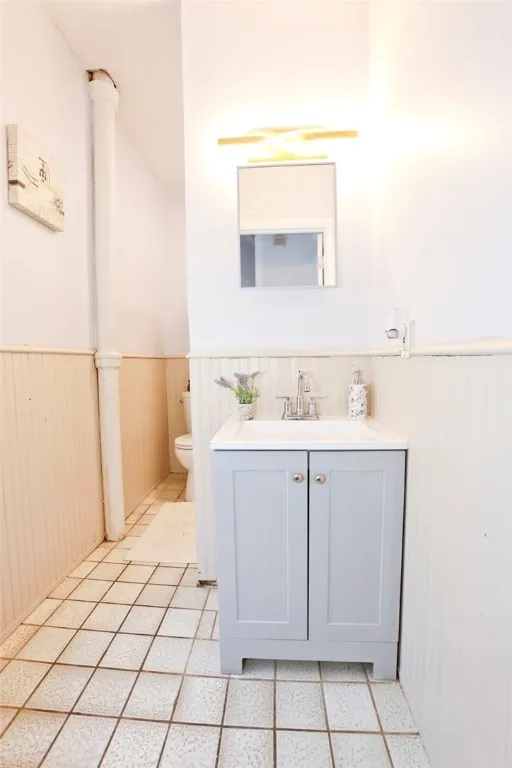 32 Van Stallen Street, Rochester, New York 14621, Rochester, New York 14621, 5 Bedrooms Bedrooms, 8 Rooms Rooms,1 BathroomBathrooms,Residential,Closed,32 Van Stallen Street, Rochester, New York 14621,0,R1623468