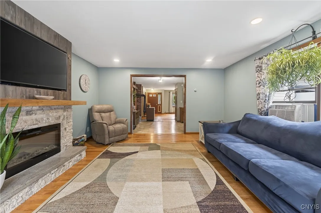 433 County Route 13, Boylston, New York 13083, Boylston, New York 13083, 3 Bedrooms Bedrooms, 8 Rooms Rooms,1 BathroomBathrooms,Residential,Closed,433 County Route 13, Boylston, New York 13083,0,S1623604