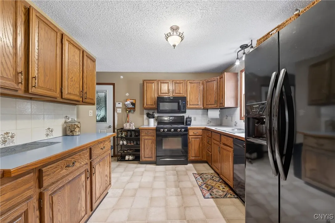 433 County Route 13, Boylston, New York 13083, Boylston, New York 13083, 3 Bedrooms Bedrooms, 8 Rooms Rooms,1 BathroomBathrooms,Residential,Closed,433 County Route 13, Boylston, New York 13083,0,S1623604