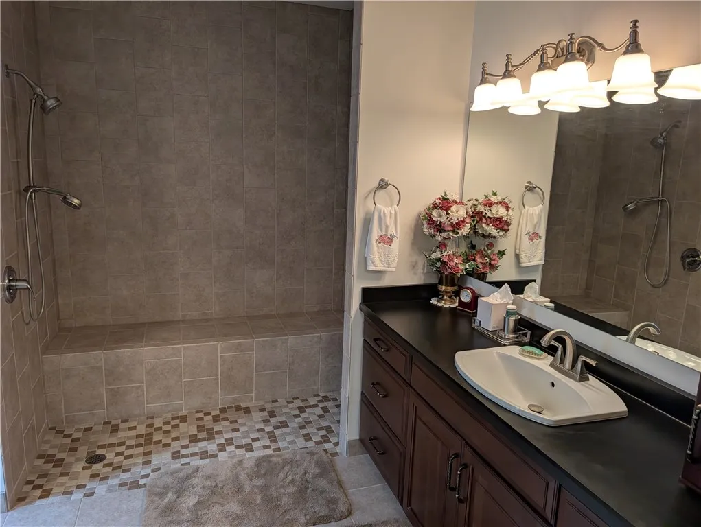 101 Beehler Lane B, Hamlin, New York 14464, Hamlin, New York 14464, 3 Bedrooms Bedrooms, 6 Rooms Rooms,2 BathroomsBathrooms,Residential,Closed,101 Beehler Lane B, Hamlin, New York 14464,0,R1623549