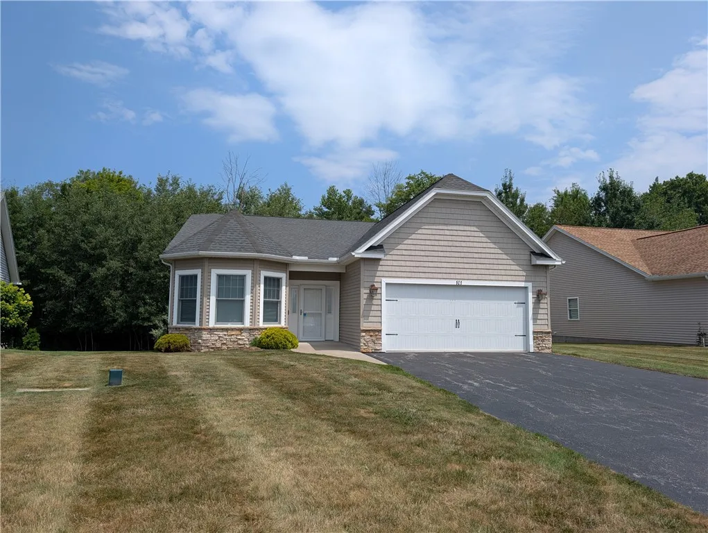 101 Beehler Lane B, Hamlin, New York 14464, Hamlin, New York 14464, 3 Bedrooms Bedrooms, 6 Rooms Rooms,2 BathroomsBathrooms,Residential,Closed,101 Beehler Lane B, Hamlin, New York 14464,0,R1623549