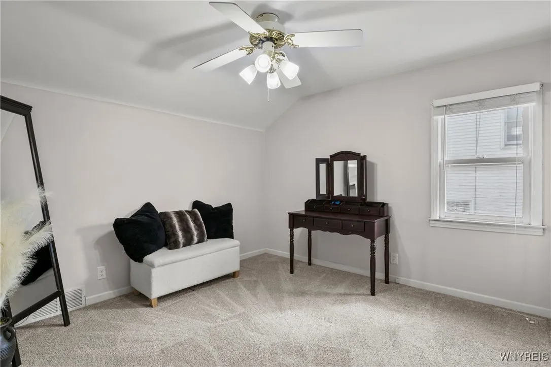 5009 Chapman Parkway, Hamburg, New York 14075, Hamburg, New York 14075, 3 Bedrooms Bedrooms, 7 Rooms Rooms,2 BathroomsBathrooms,Residential,Closed,5009 Chapman Parkway, Hamburg, New York 14075,0,B1623581