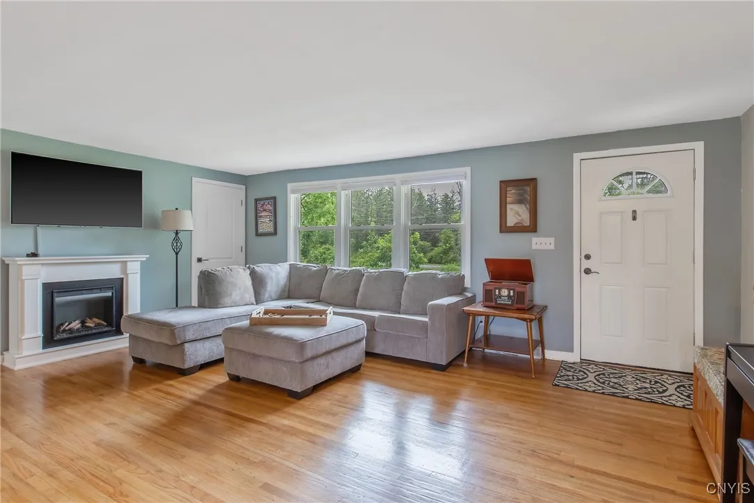 Living Area - Note the beautiful hardwood floors