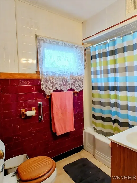 114 Shanley Street, Cheektowaga, New York 14206, Cheektowaga, New York 14206, 3 Bedrooms Bedrooms, 7 Rooms Rooms,1 BathroomBathrooms,Residential,For Sale,114 Shanley Street, Cheektowaga, New York 14206,B1623000