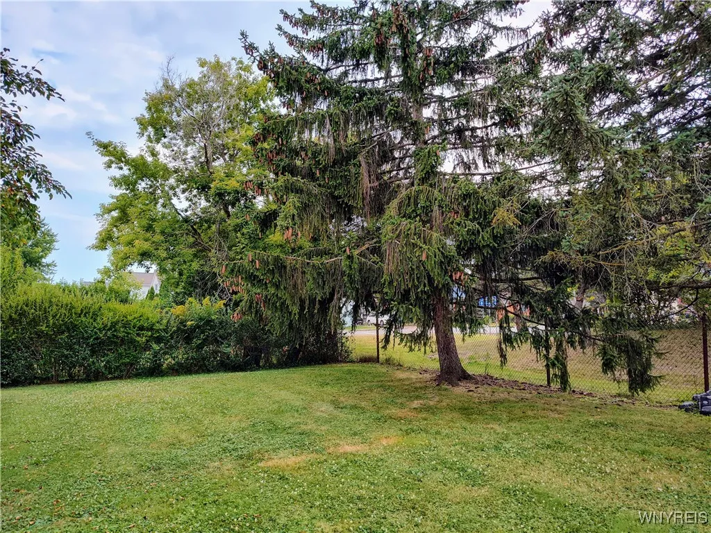114 Shanley Street, Cheektowaga, New York 14206, Cheektowaga, New York 14206, 3 Bedrooms Bedrooms, 7 Rooms Rooms,1 BathroomBathrooms,Residential,For Sale,114 Shanley Street, Cheektowaga, New York 14206,B1623000