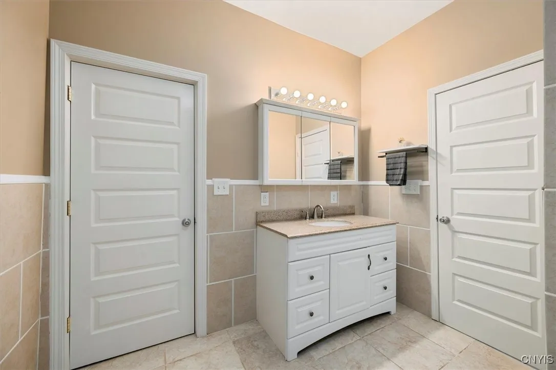 2943 State Route 12b, Kirkland, New York 13328, Kirkland, New York 13328, 5 Bedrooms Bedrooms, 13 Rooms Rooms,4 BathroomsBathrooms,Residential,Closed,2943 State Route 12b, Kirkland, New York 13328,0,S1623590