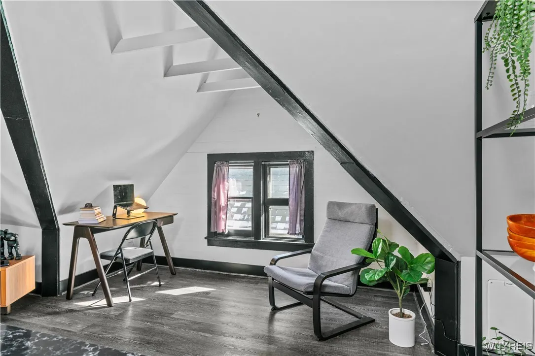 58 Cottage Street 3, Buffalo, New York 14201, Buffalo, New York 14201, 1 Bedroom Bedrooms, 2 Rooms Rooms,1 BathroomBathrooms,Residential Lease,For Rent,58 Cottage Street 3, Buffalo, New York 14201,B1623687