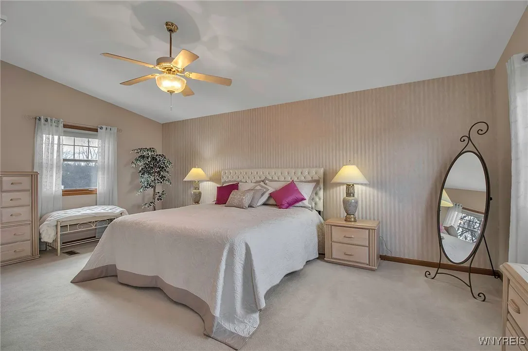 master bedroom 2nd floor