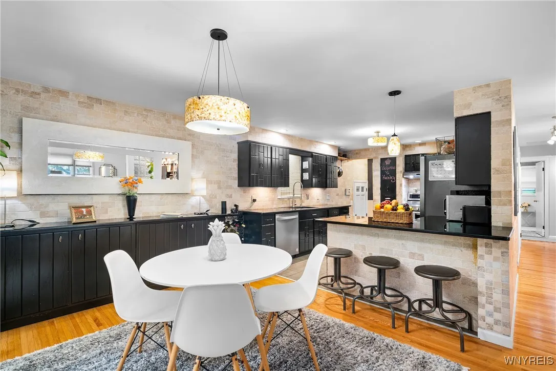 12 Henley Road, Buffalo, New York 14216, Buffalo, New York 14216, 4 Bedrooms Bedrooms, 8 Rooms Rooms,1 BathroomBathrooms,Residential,For Sale,12 Henley Road, Buffalo, New York 14216,B1622411