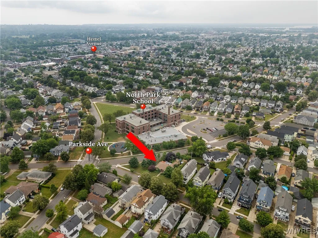 12 Henley Road, Buffalo, New York 14216, Buffalo, New York 14216, 4 Bedrooms Bedrooms, 8 Rooms Rooms,1 BathroomBathrooms,Residential,For Sale,12 Henley Road, Buffalo, New York 14216,B1622411