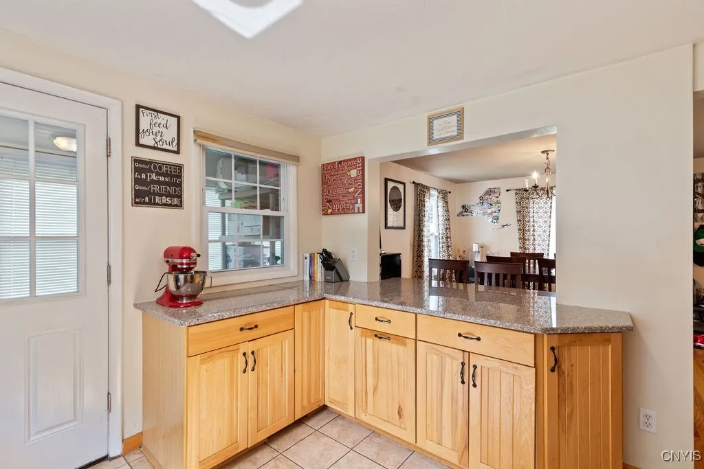 127 Wolcott Terrace, Syracuse, New York 13207, Syracuse, New York 13207, 3 Bedrooms Bedrooms, 7 Rooms Rooms,2 BathroomsBathrooms,Residential,Closed,127 Wolcott Terrace, Syracuse, New York 13207,0,S1623350