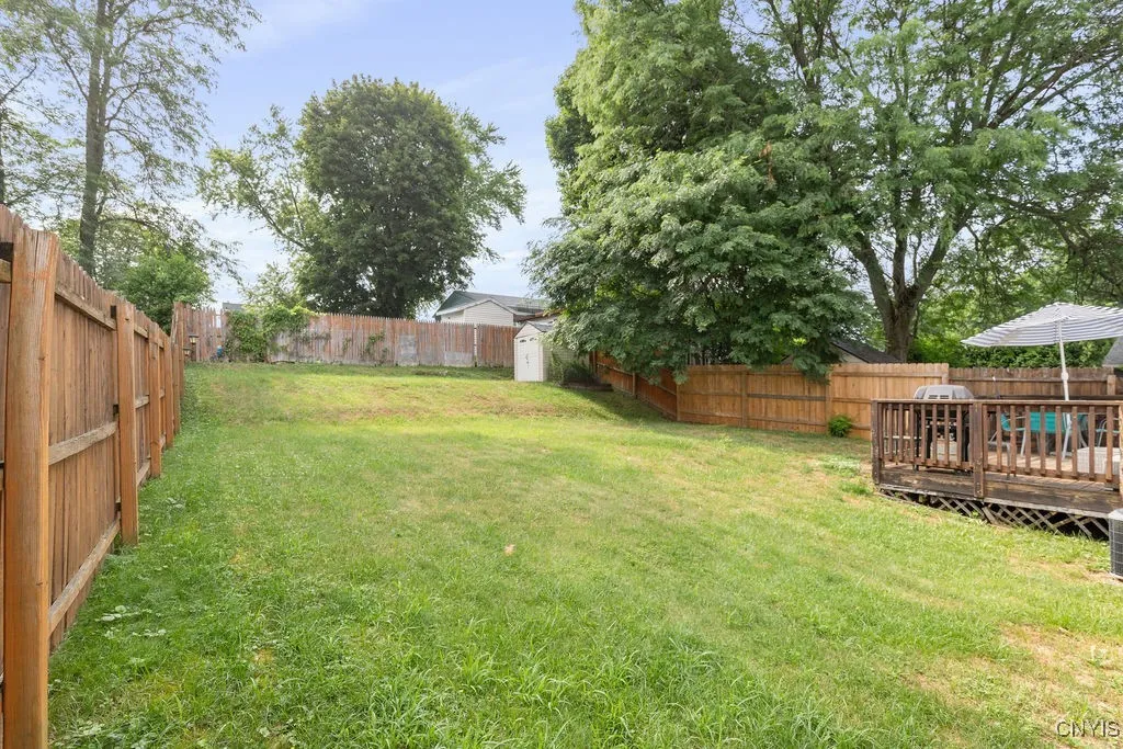 127 Wolcott Terrace, Syracuse, New York 13207, Syracuse, New York 13207, 3 Bedrooms Bedrooms, 7 Rooms Rooms,2 BathroomsBathrooms,Residential,Closed,127 Wolcott Terrace, Syracuse, New York 13207,0,S1623350