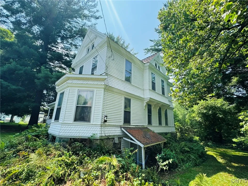 1041 Maple Street, Genoa, New York 13071, Genoa, New York 13071, 5 Bedrooms Bedrooms, 11 Rooms Rooms,2 BathroomsBathrooms,Residential,For Sale,1041 Maple Street, Genoa, New York 13071,0,S1623690