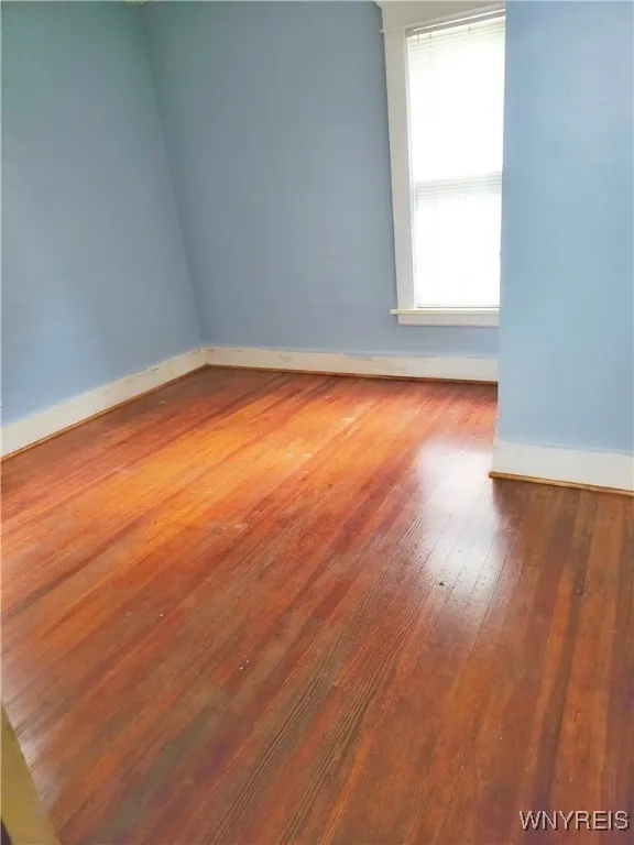41 Victoria Avenue, Buffalo, New York 14214, Buffalo, New York 14214, 4 Bedrooms Bedrooms, 9 Rooms Rooms,1 BathroomBathrooms,Residential,For Sale,41 Victoria Avenue, Buffalo, New York 14214,B1623706