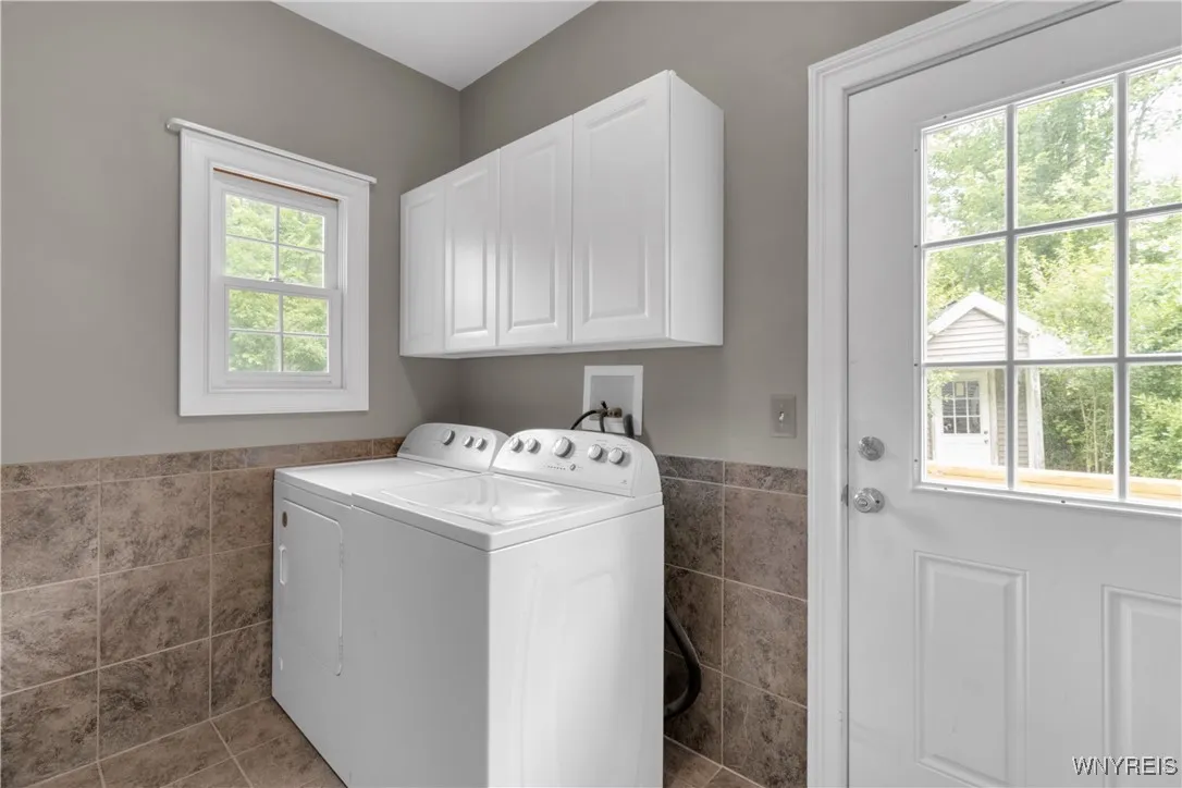 3730 Transit Road, Orchard Park, New York 14127, Orchard Park, New York 14127, 4 Bedrooms Bedrooms, 12 Rooms Rooms,3 BathroomsBathrooms,Residential,For Sale,3730 Transit Road, Orchard Park, New York 14127,B1623646