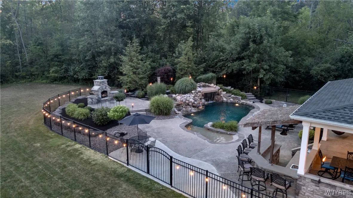 3730 Transit Road, Orchard Park, New York 14127, Orchard Park, New York 14127, 4 Bedrooms Bedrooms, 12 Rooms Rooms,3 BathroomsBathrooms,Residential,For Sale,3730 Transit Road, Orchard Park, New York 14127,B1623646