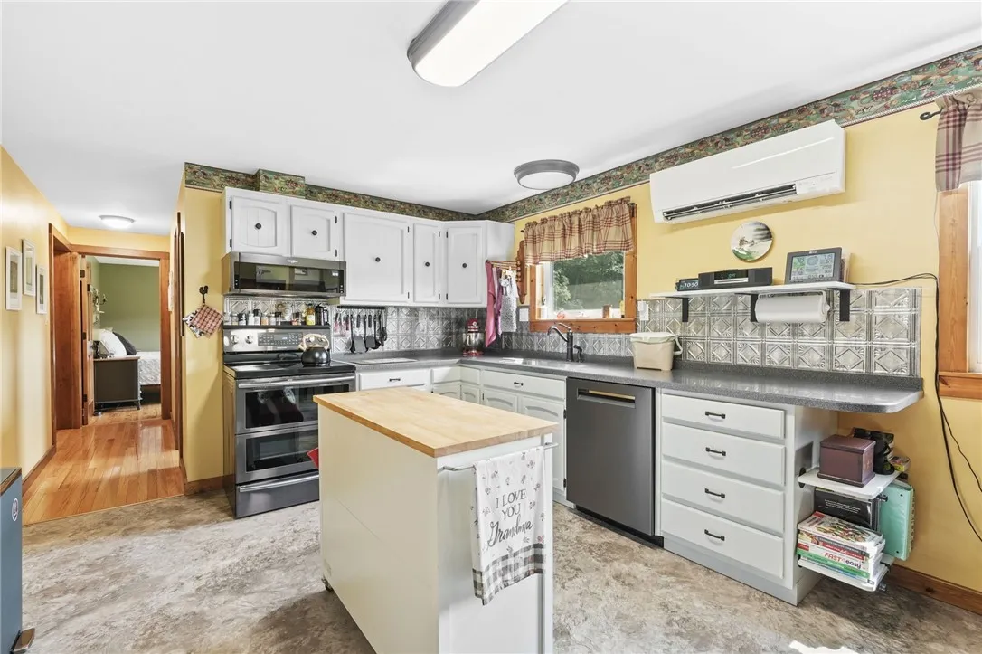2083 West Danby Road, Danby, New York 14867, Danby, New York 14867, 3 Bedrooms Bedrooms, 6 Rooms Rooms,1 BathroomBathrooms,Residential,Closed,2083 West Danby Road, Danby, New York 14867,0,R1623507