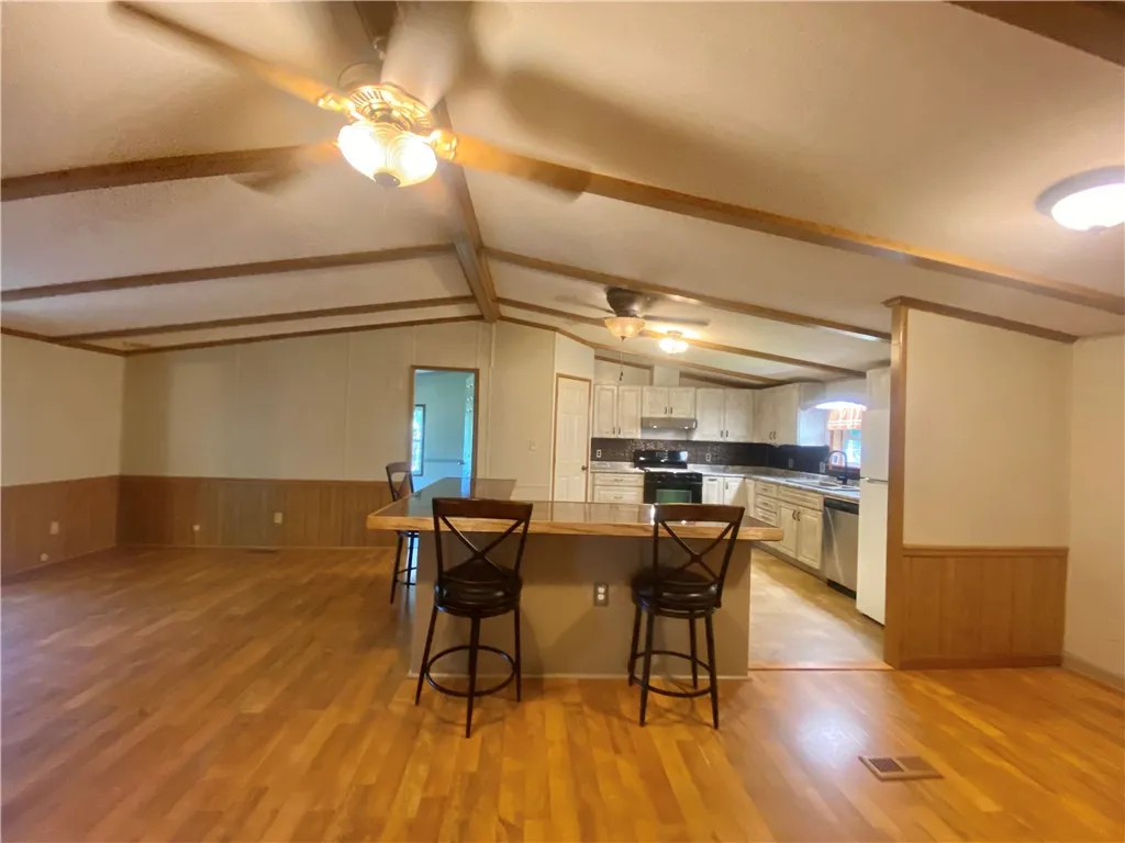 112 County Road 60, Chemung, New York 14892, Chemung, New York 14892, 3 Bedrooms Bedrooms, 9 Rooms Rooms,2 BathroomsBathrooms,Residential,Closed,112 County Road 60, Chemung, New York 14892,0,R1623378