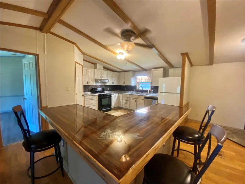 112 County Road 60, Chemung, New York 14892, Chemung, New York 14892, 3 Bedrooms Bedrooms, 9 Rooms Rooms,2 BathroomsBathrooms,Residential,Closed,112 County Road 60, Chemung, New York 14892,0,R1623378