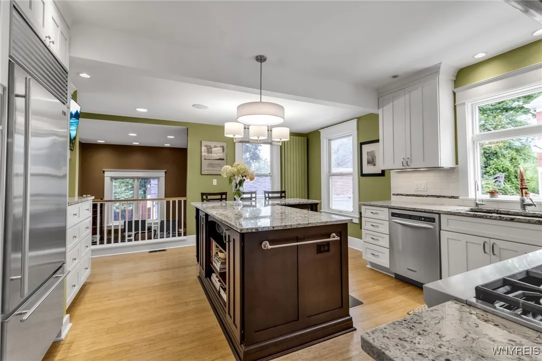 40 Westfield Rd, Amherst, New York 14226, Amherst, New York 14226, 5 Bedrooms Bedrooms, 11 Rooms Rooms,3 BathroomsBathrooms,Residential,For Sale,40 Westfield Rd, Amherst, New York 14226,B1623501
