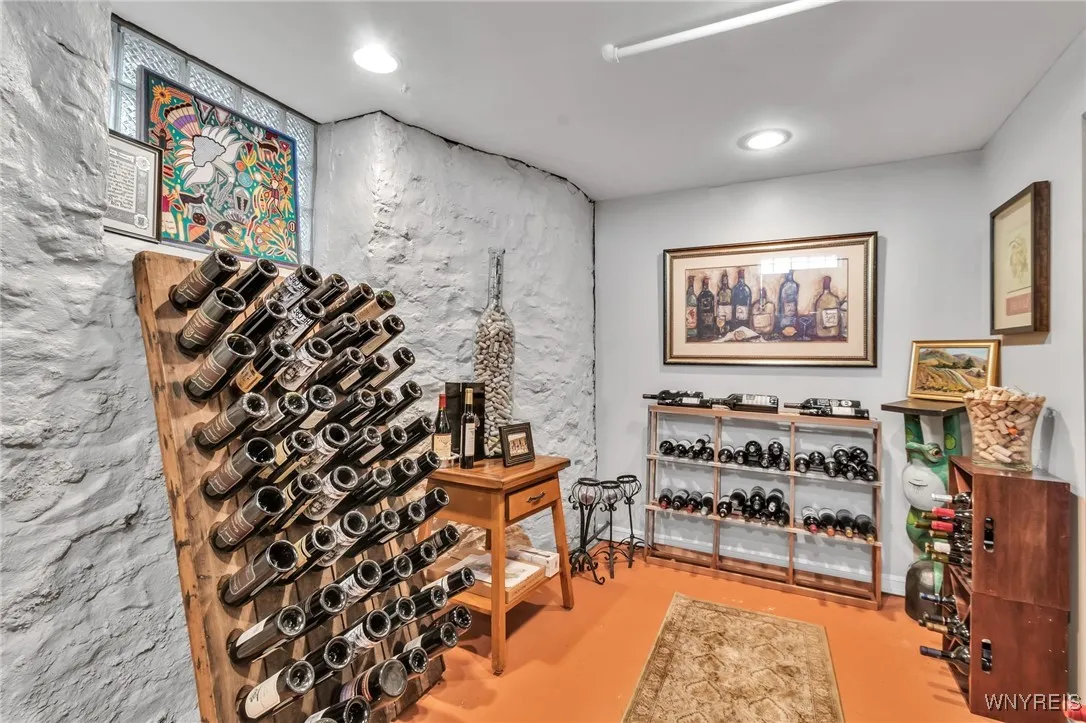 40 Westfield Rd, Amherst, New York 14226, Amherst, New York 14226, 5 Bedrooms Bedrooms, 11 Rooms Rooms,3 BathroomsBathrooms,Residential,For Sale,40 Westfield Rd, Amherst, New York 14226,B1623501
