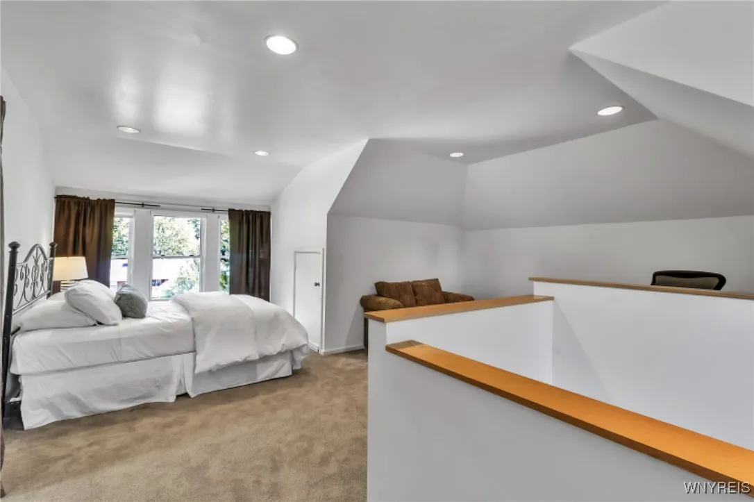 40 Westfield Rd, Amherst, New York 14226, Amherst, New York 14226, 5 Bedrooms Bedrooms, 11 Rooms Rooms,3 BathroomsBathrooms,Residential,For Sale,40 Westfield Rd, Amherst, New York 14226,B1623501