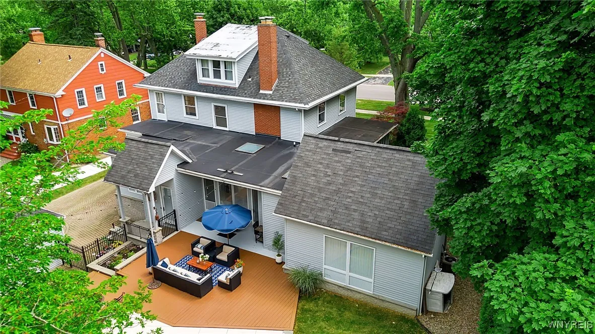 40 Westfield Rd, Amherst, New York 14226, Amherst, New York 14226, 5 Bedrooms Bedrooms, 11 Rooms Rooms,3 BathroomsBathrooms,Residential,For Sale,40 Westfield Rd, Amherst, New York 14226,B1623501