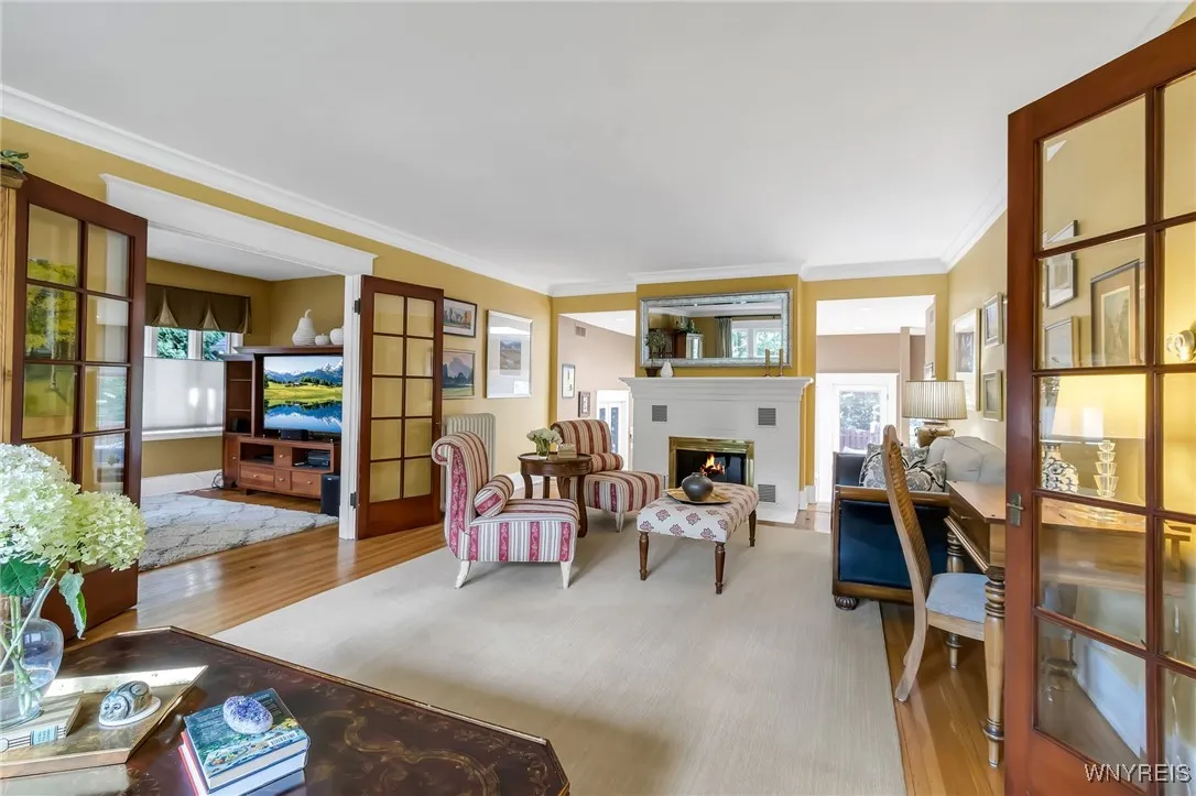 40 Westfield Rd, Amherst, New York 14226, Amherst, New York 14226, 5 Bedrooms Bedrooms, 11 Rooms Rooms,3 BathroomsBathrooms,Residential,For Sale,40 Westfield Rd, Amherst, New York 14226,B1623501