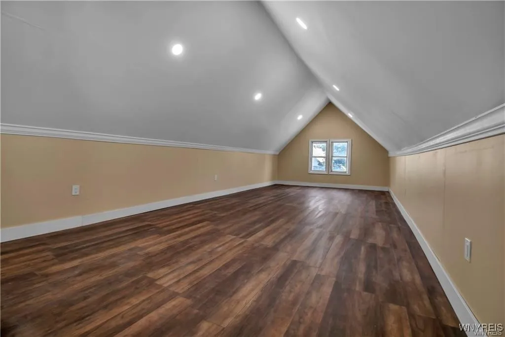 72 Remoleno Street, Buffalo, New York 14220, Buffalo, New York 14220, 6 Bedrooms Bedrooms, ,2 BathroomsBathrooms,Residential,For Sale,72 Remoleno Street, Buffalo, New York 14220,B1623716
