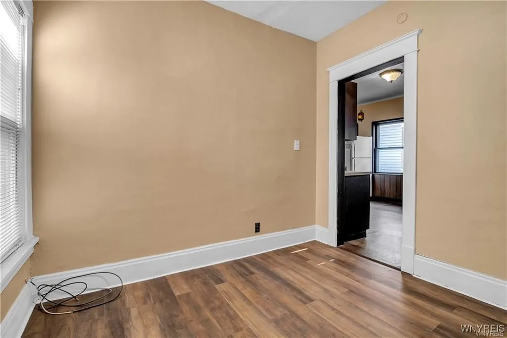 72 Remoleno Street, Buffalo, New York 14220, Buffalo, New York 14220, 6 Bedrooms Bedrooms, ,2 BathroomsBathrooms,Residential,For Sale,72 Remoleno Street, Buffalo, New York 14220,B1623716