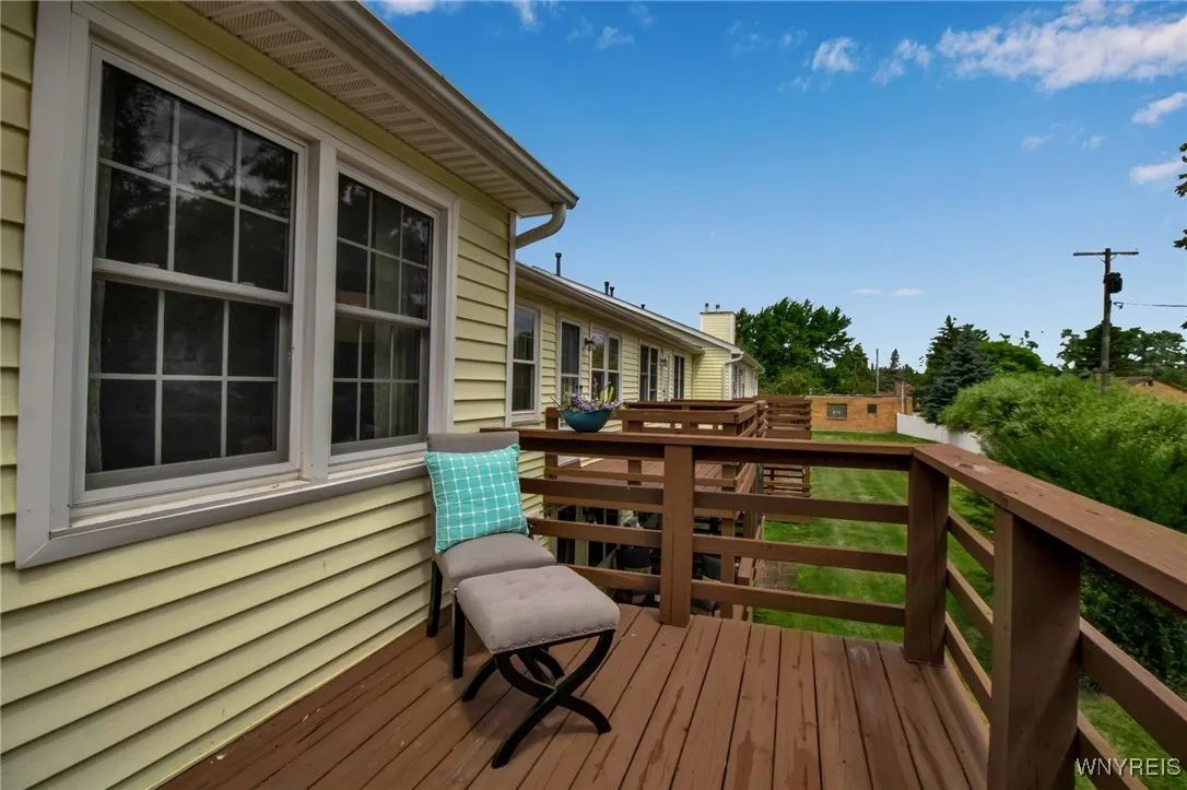 39 Olde Stone Lane, Lancaster, New York 14086, Lancaster, New York 14086, 2 Bedrooms Bedrooms, 5 Rooms Rooms,2 BathroomsBathrooms,Residential,Closed,39 Olde Stone Lane, Lancaster, New York 14086,0,B1623678