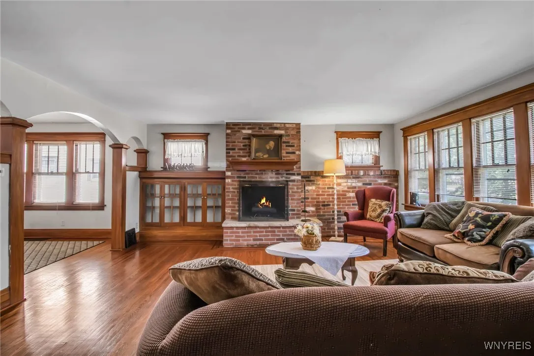 284 Windermere Boulevard, Amherst, New York 14226, Amherst, New York 14226, 2 Bedrooms Bedrooms, 4 Rooms Rooms,1 BathroomBathrooms,Residential Lease,For Rent,284 Windermere Boulevard, Amherst, New York 14226,B1623739