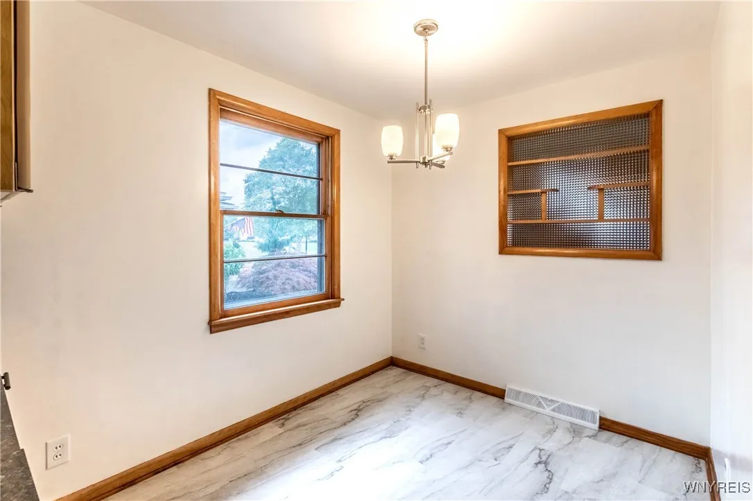 130 Alberta Drive, Amherst, New York 14226, Amherst, New York 14226, 3 Bedrooms Bedrooms, 8 Rooms Rooms,1 BathroomBathrooms,Residential,For Sale,130 Alberta Drive, Amherst, New York 14226,B1621193