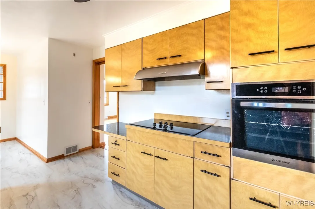 130 Alberta Drive, Amherst, New York 14226, Amherst, New York 14226, 3 Bedrooms Bedrooms, 8 Rooms Rooms,1 BathroomBathrooms,Residential,For Sale,130 Alberta Drive, Amherst, New York 14226,B1621193