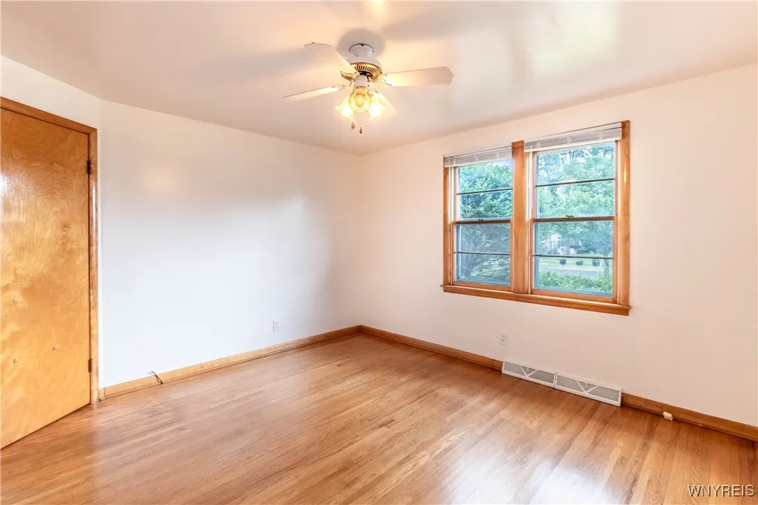 130 Alberta Drive, Amherst, New York 14226, Amherst, New York 14226, 3 Bedrooms Bedrooms, 8 Rooms Rooms,1 BathroomBathrooms,Residential,For Sale,130 Alberta Drive, Amherst, New York 14226,B1621193