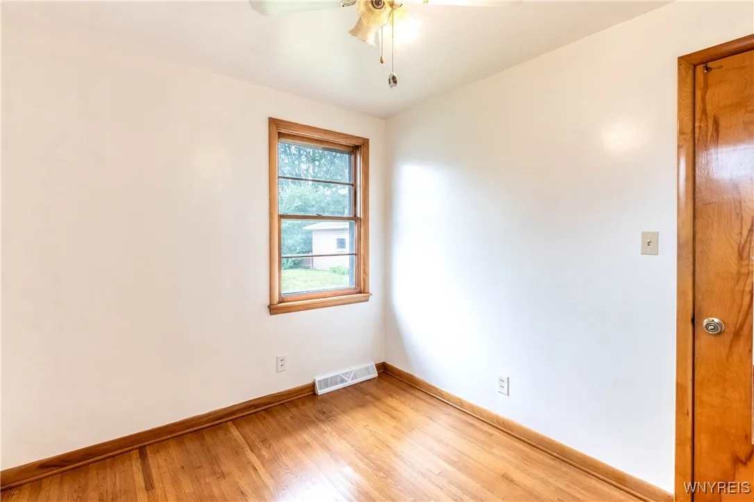 130 Alberta Drive, Amherst, New York 14226, Amherst, New York 14226, 3 Bedrooms Bedrooms, 8 Rooms Rooms,1 BathroomBathrooms,Residential,For Sale,130 Alberta Drive, Amherst, New York 14226,B1621193