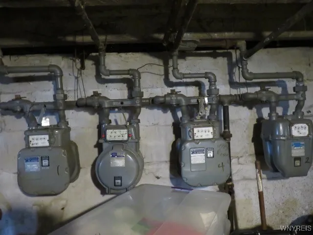 699 Oliver Street, North Tonawanda, New York 14120, North Tonawanda, New York 14120, 7 Bedrooms Bedrooms, ,4 BathroomsBathrooms,Residential,Closed,699 Oliver Street, North Tonawanda, New York 14120,0,B1623242