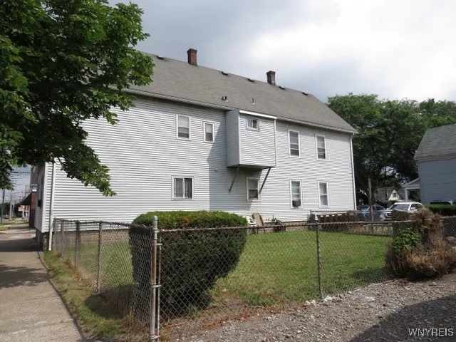 699 Oliver Street, North Tonawanda, New York 14120, North Tonawanda, New York 14120, 7 Bedrooms Bedrooms, ,4 BathroomsBathrooms,Residential,Closed,699 Oliver Street, North Tonawanda, New York 14120,0,B1623242