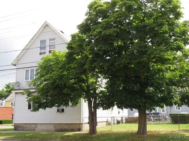 699 Oliver Street, North Tonawanda, New York 14120, North Tonawanda, New York 14120, 7 Bedrooms Bedrooms, ,4 BathroomsBathrooms,Residential,Closed,699 Oliver Street, North Tonawanda, New York 14120,0,B1623242