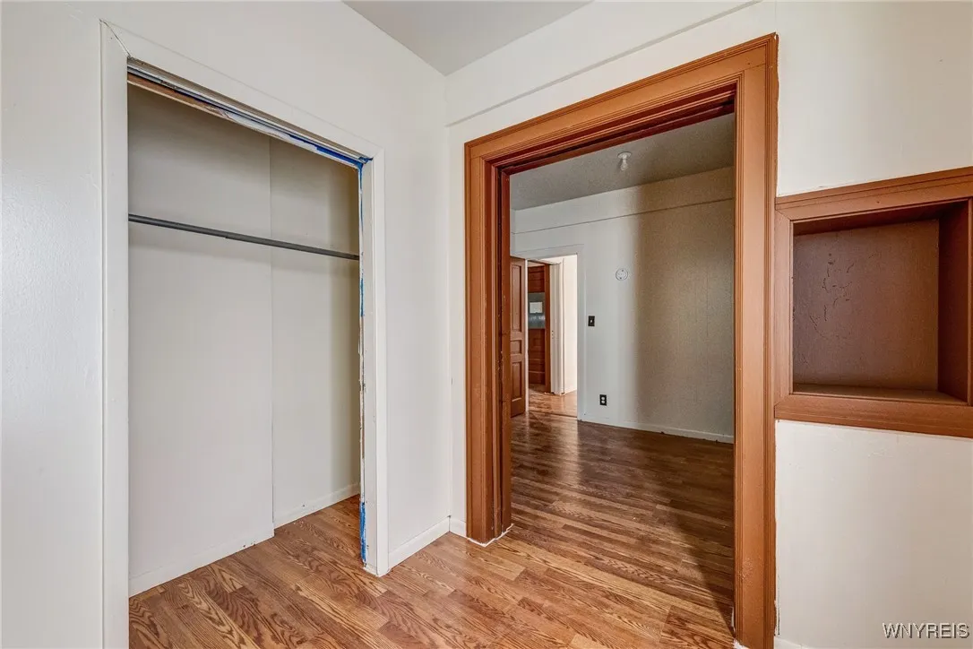 909 Tonawanda Street, Buffalo, New York 14207, Buffalo, New York 14207, 5 Bedrooms Bedrooms, ,2 BathroomsBathrooms,Residential,For Sale,909 Tonawanda Street, Buffalo, New York 14207,B1623763